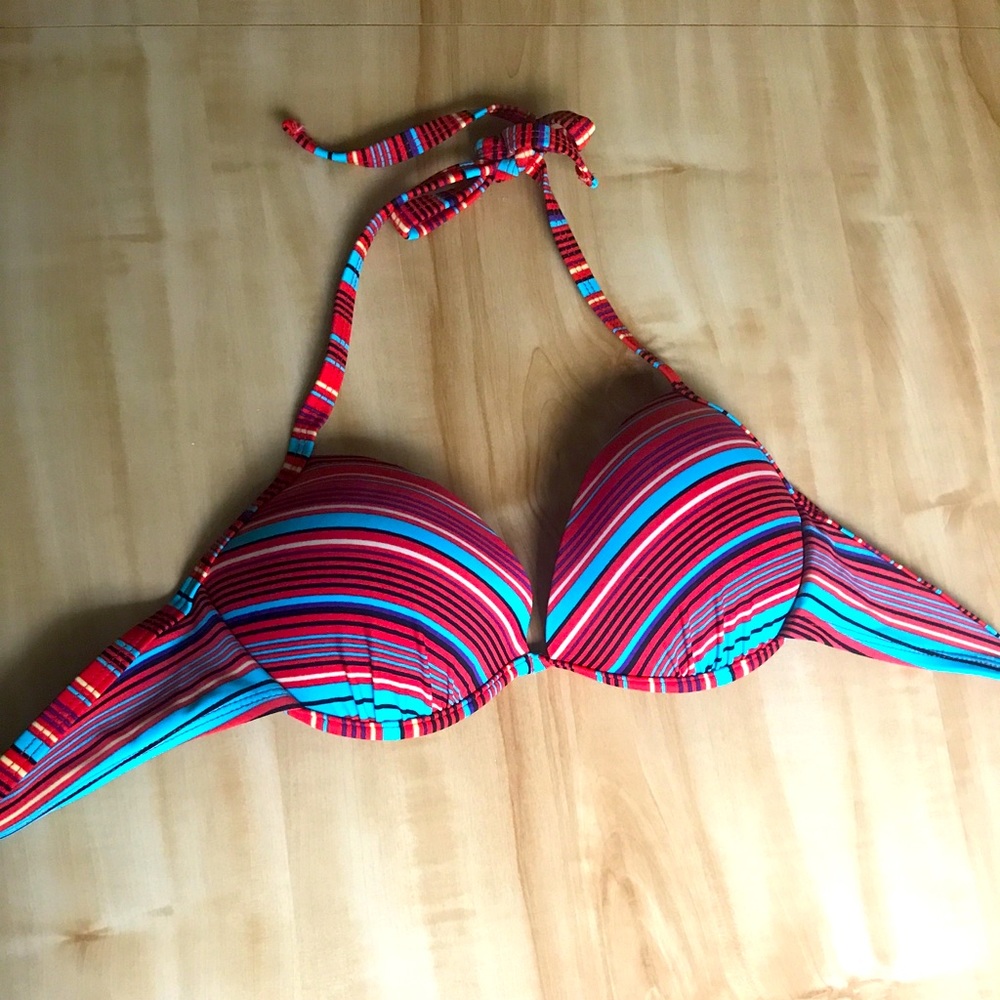 Push-Up Swimsuit Top